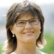 <b>Eliška Vondráčková</b><br>členka AIK