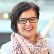 <b>Lucyna Bystroń</b><br>členka AIK