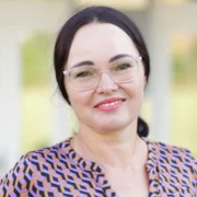 <b>Alexandra Vidláková</b><br>členka AIK