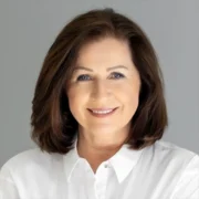 <b>Hana Caltová</b><br>členka AIK